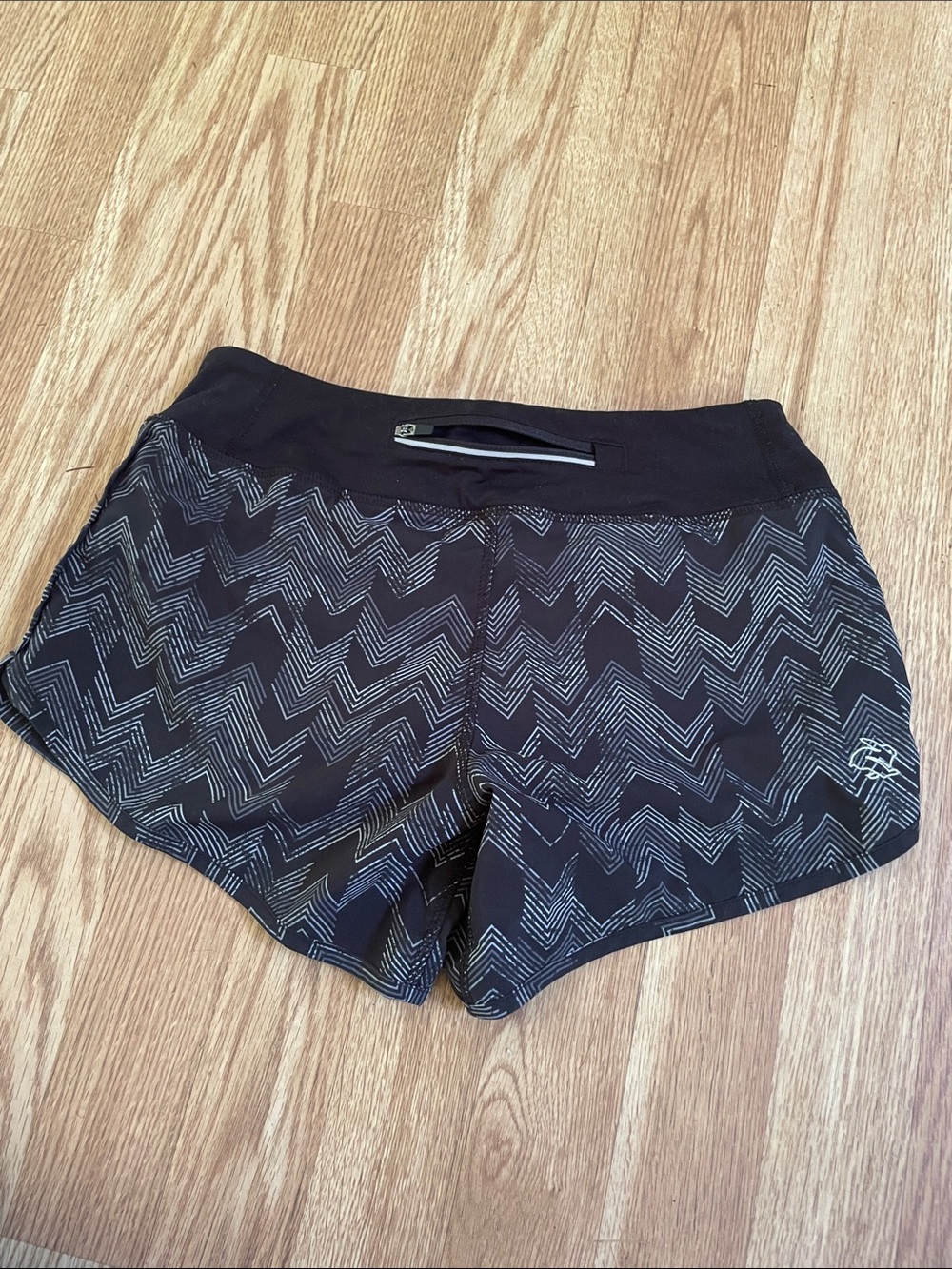 Rabbit Activewear Black Chevron Performance Running Shorts - Picture 2 of 3